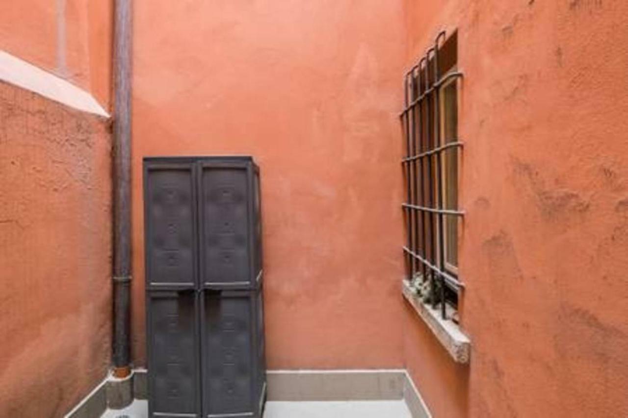 Whouse Suite Apartment Mirasole Bologna Exterior photo
